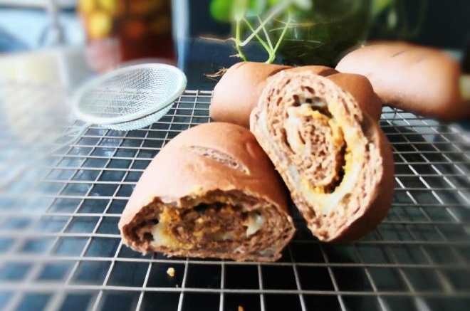 海苔肉松麻薯可可面包