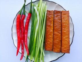 准备好所有食材。