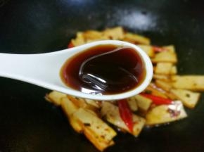 1勺蚝油。