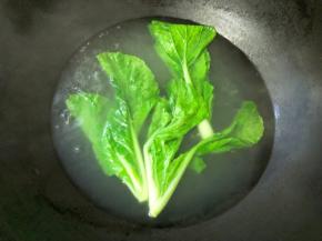 青菜煮1分钟捞出