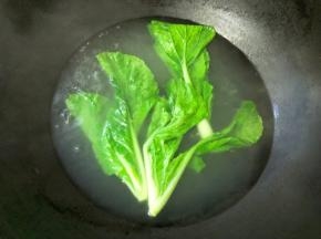 青菜煮1分钟捞出