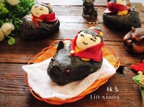 第一次做的，全黑芝麻的