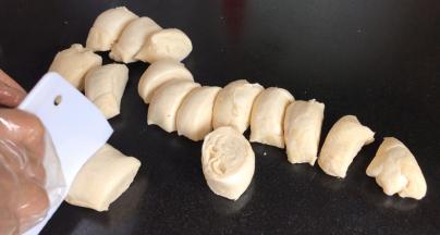 再切成24个小剂子