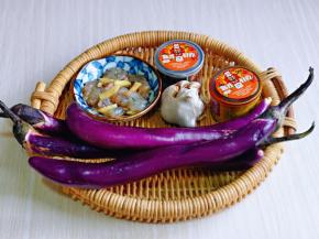 准备其它食材。