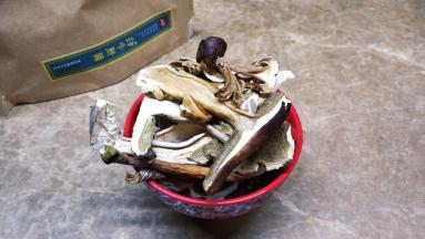 白牛肝菌清洗一下