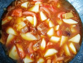 大火收一下汤汁关火。