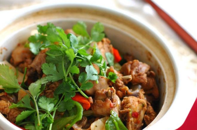 煲一锅重庆鸡公煲