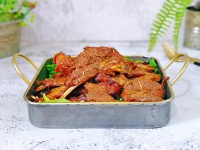 制作过程非常简单，只是腌制羊排麻烦一点。