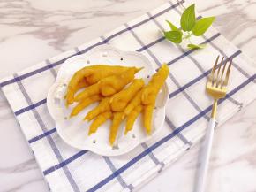 再放入冰箱冷藏几个小时就可以吃啦，又脆又弹超入味