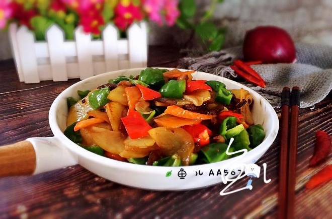 青椒胡萝卜土豆片