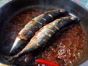 大火烧开后转中火煮至汤汁浓稠