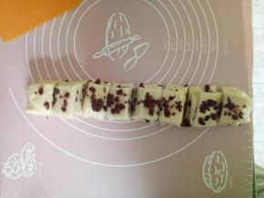 再切成二指宽的片状