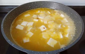 开大火煮开，煮至10分钟。