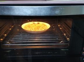 入蒸烤箱100度15分钟