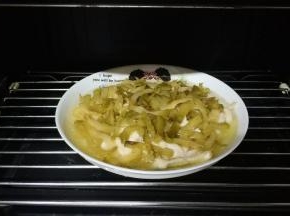 时间到从蒸烤箱拿出