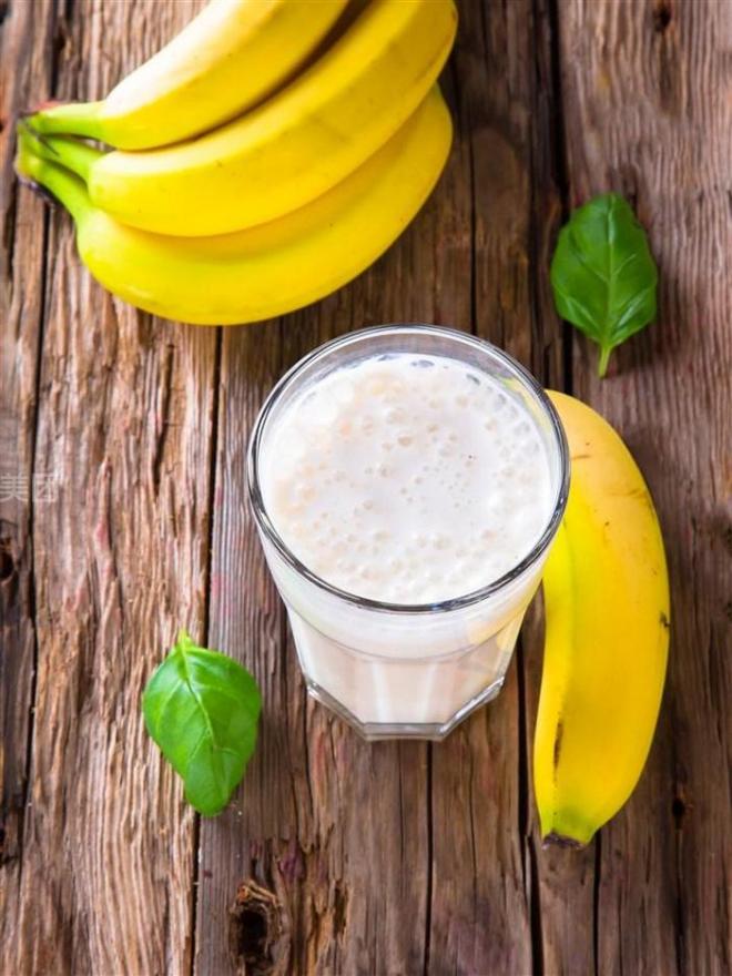 香蕉山药饮(养颜通便)