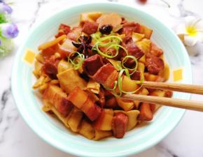 诱惑诱惑，小妞迫不及待了。