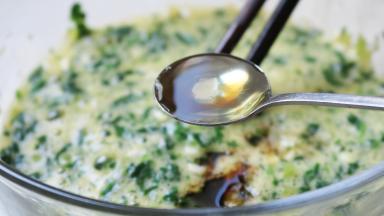 味达美酱油2勺， 蚝油 食用油1勺