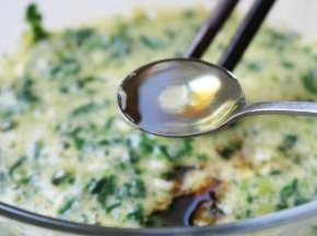 味达美酱油2勺， 蚝油 食用油1勺