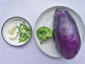 准备好所有食材。