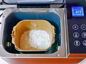 启动面包机，揉面一个小程序。