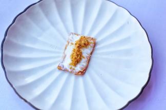 撒上一层香香的肉松，