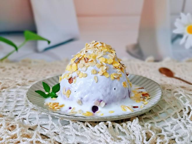 紫薯酸奶燕麦雪山