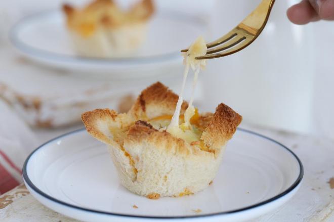 鸡蛋彩椒吐司杯