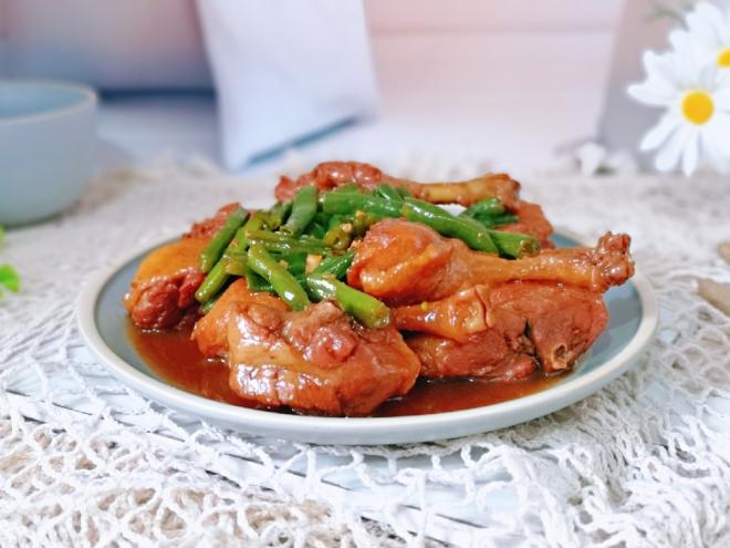 鸭腿烧刀豆