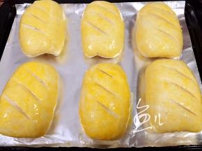 表面撒少许白砂糖