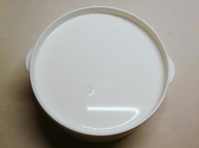 将所有牛奶依次完成并搅拌均匀