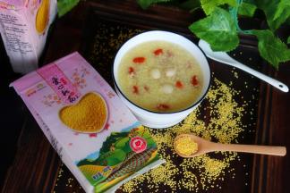 香甜的莲子小米粥就好了。