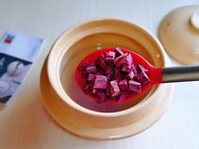 再加入切好的紫薯丁。