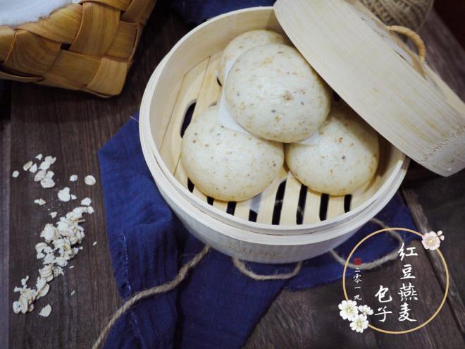 燕麦红豆包子