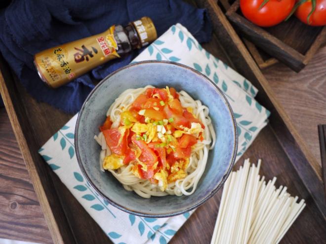 番茄鸡蛋空心挂面