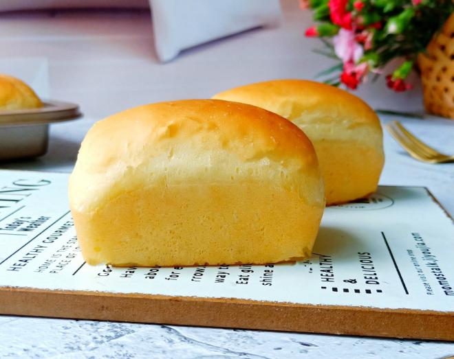 火腿肉松小面包