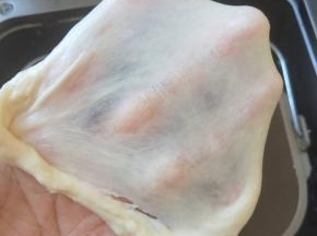 4、揉成完全阶段，出薄膜为止。