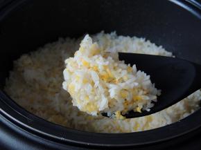 程序结束之后，打开盖子，低糖藜麦饭就煮好啦。