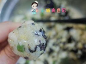 用保鲜膜包成球就可以了