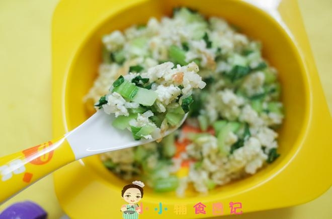 9个月以上青菜炒蛋粒粒面