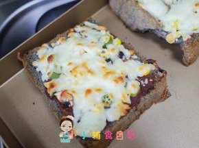 烤箱转200度烤5分钟，表面有点黄就可以了