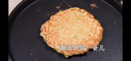 6.翻面再煎两分钟就出锅啦