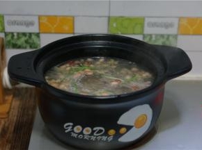 加足足足的清水或是开水。