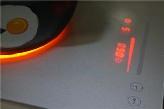 我是用电陶锅，这个时间及火力都可以按自己的想法炖煮至食材糯透。