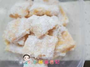 不吃的话放在饭盒里冷冻保存