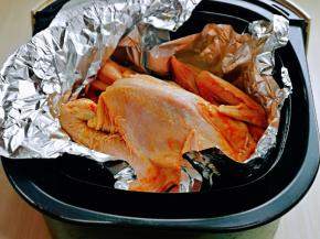 再将锡纸一起放入空气炸锅中。