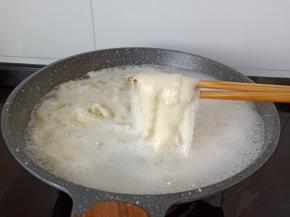 煮到拉面没有白心就可以。