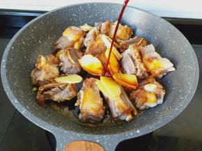 加上生抽与老抽。