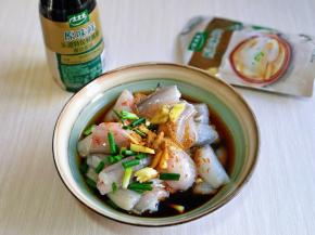 再加入蚝油，十三香，料酒。