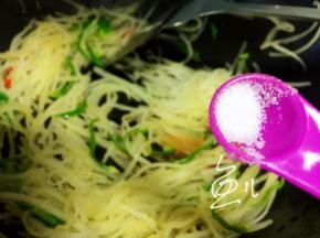 放入食盐